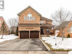 49 WINEGARDEN Trail Dundas Ontario, L9H 7M1