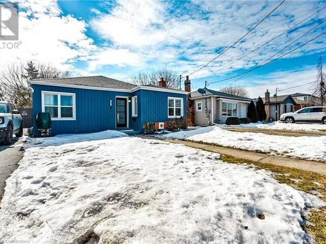 27 GRAPEVIEW Drive St. Catharines Ontario, L2S 2W4 - 2 Bedrooms Home For Sale