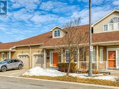 213 NASH Road S Unit# 16 Hamilton Ontario, L8K 6S2