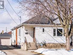 134 CRAIGROYSTON Road Hamilton Ontario, L8K 3K1