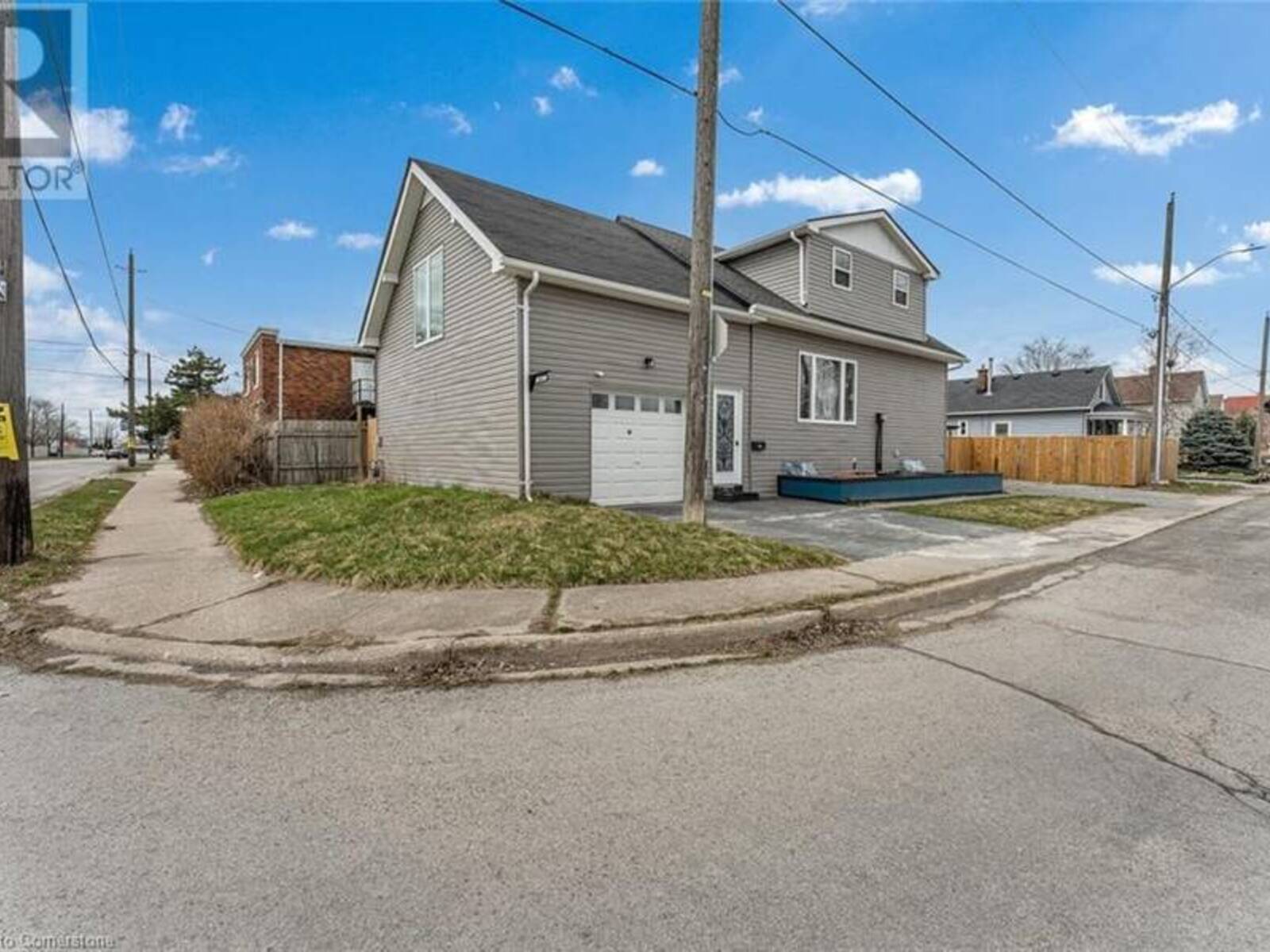 4641 FERGUSON Street, Niagara Falls, Ontario L2E 2Z3