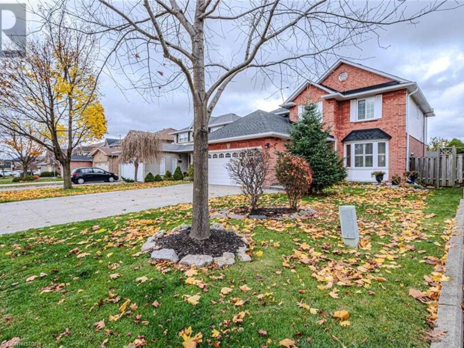 106 RUSHDALE Drive, Hamilton, Ontario L8W 2Z1