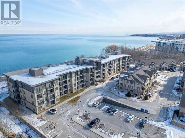 35 SOUTHSHORE Crescent Unit# 421 Hamilton Ontario, L8E 0J2 - 1 Bedroom Waterfront Condo For Sale