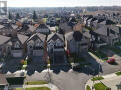 30 ASCOLI Drive Hamilton Ontario, L9B 2K8