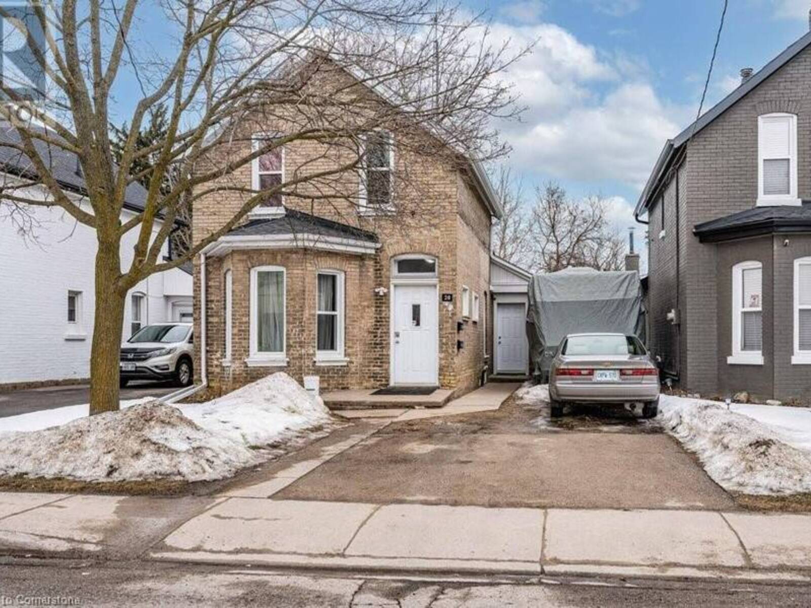 28 ONTARIO Street, Brantford, Ontario N3S 2B8