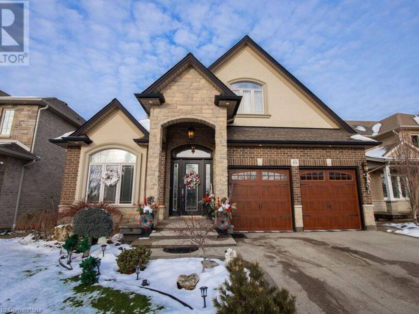 85 HILLCROFT Drive, Hamilton, Ontario L8J 3W9