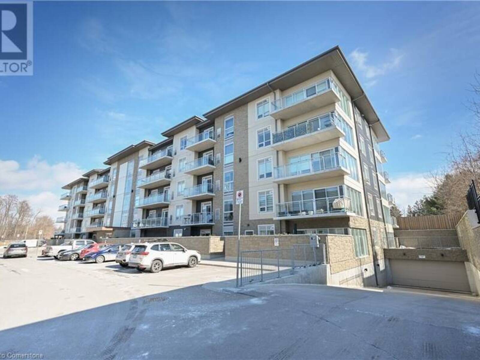 16 MARKLE Crescent Unit# 409, Ancaster, Ontario L9G 0H4