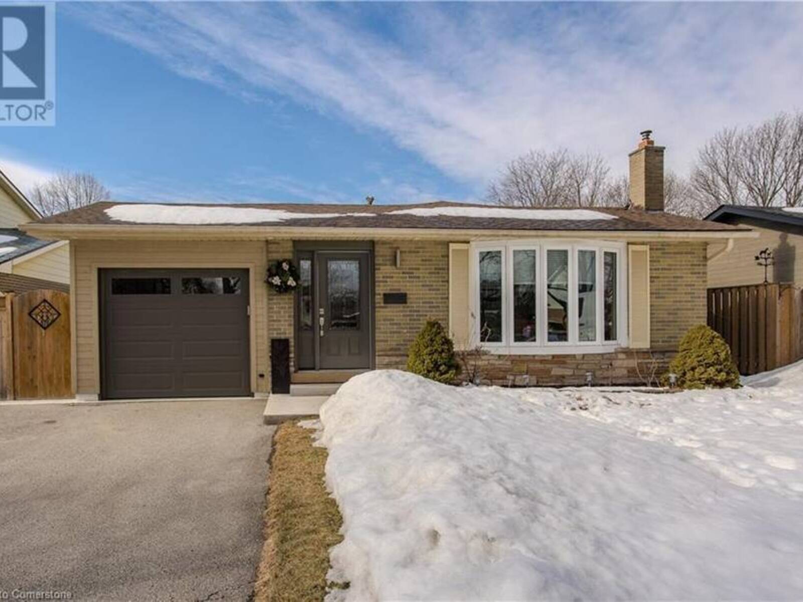 1358 SYCAMORE Drive, Burlington, Ontario L7M 1H2