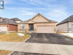 18 HUDSON DRIVE Drive Cayuga Ontario, N0A 1E0