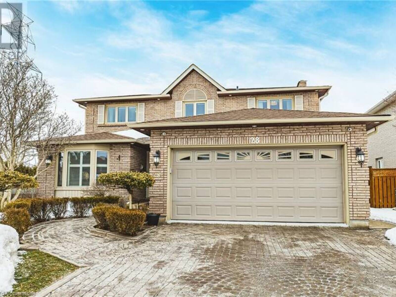 28 SUNFLOWER Crescent, Ancaster, Ontario L9K 1C2