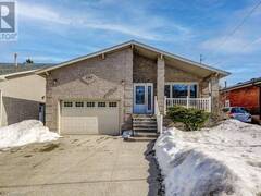 197 RIDGE Street Hamilton Ontario, L9A 2X6