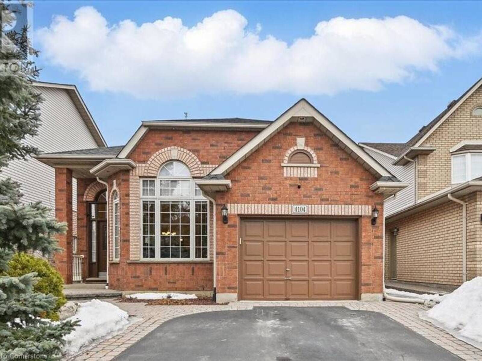 4104 BIANCA FOREST Drive, Burlington, Ontario L7M 4L2