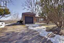 5 HOMESTEAD Avenue | Dundas Ontario | Slide Image Nineteen