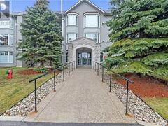 990 GOLF LINKS Road Unit# 106 Ancaster Ontario, L9K 1J8