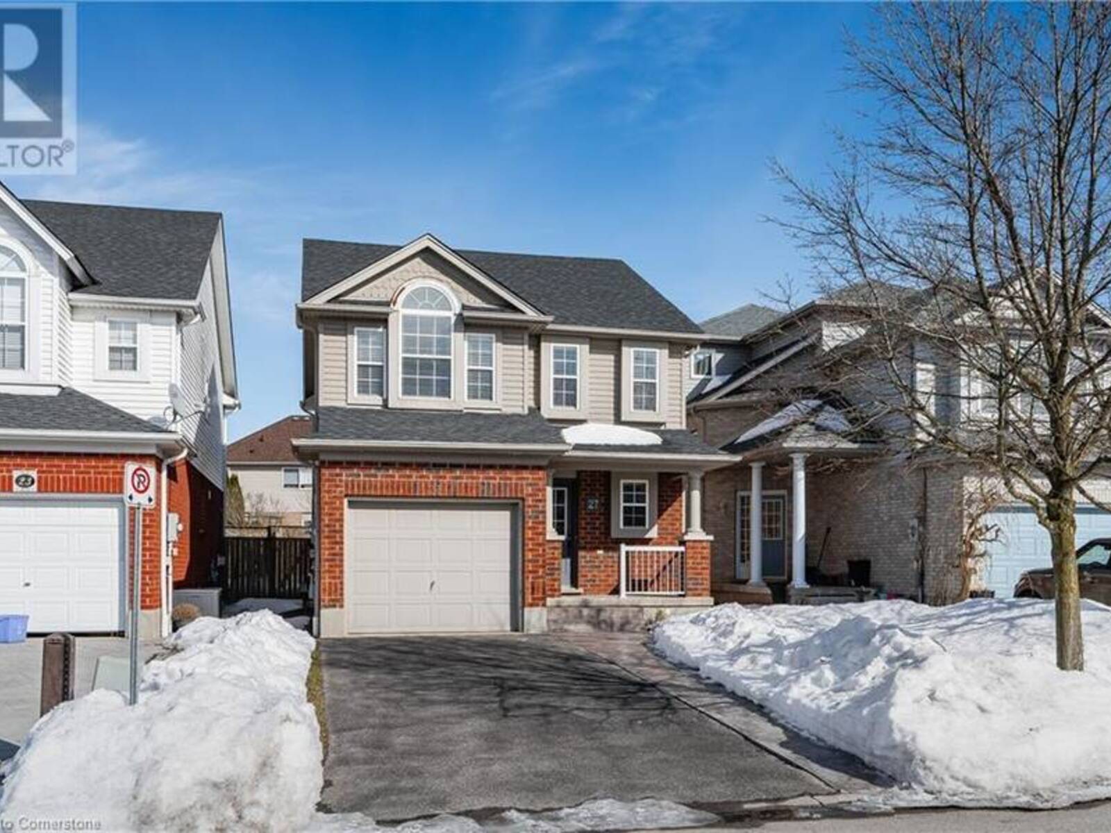 27 GEES Way, Cambridge, Ontario N3C 4M5