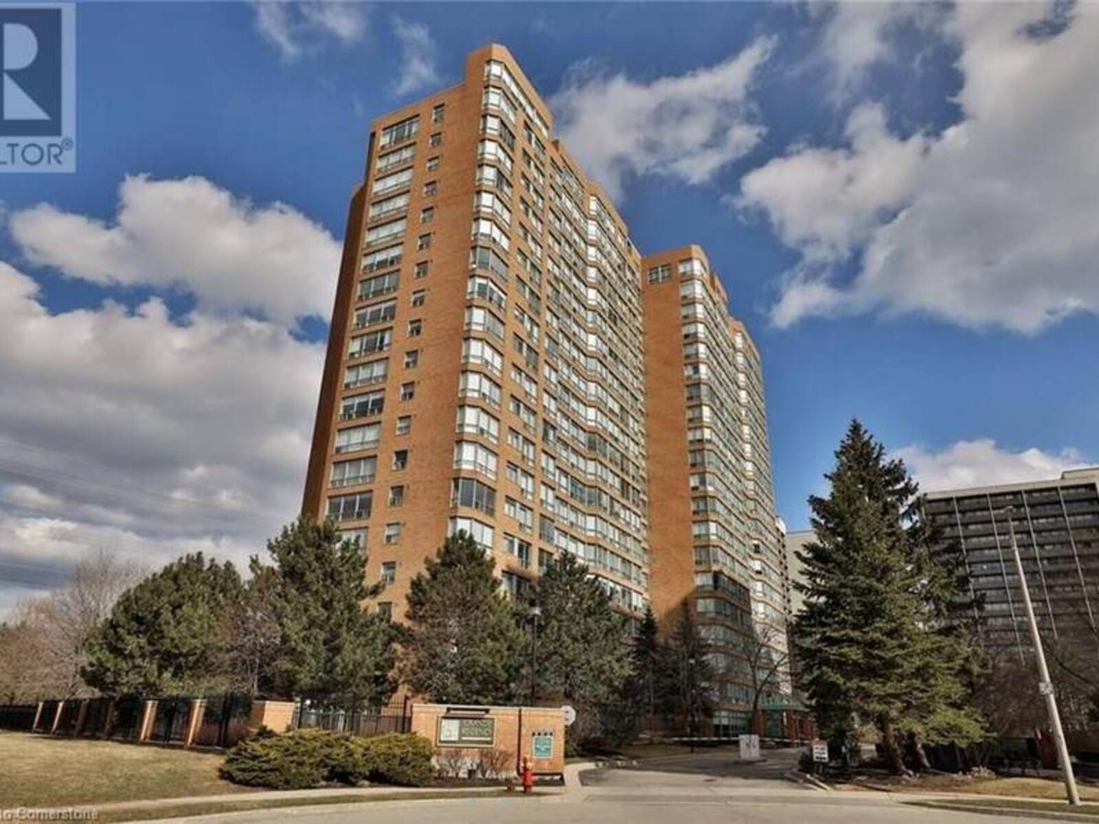 1276 MAPLE CROSSING Boulevard Unit# 610, Burlington, Ontario L7S 2J9