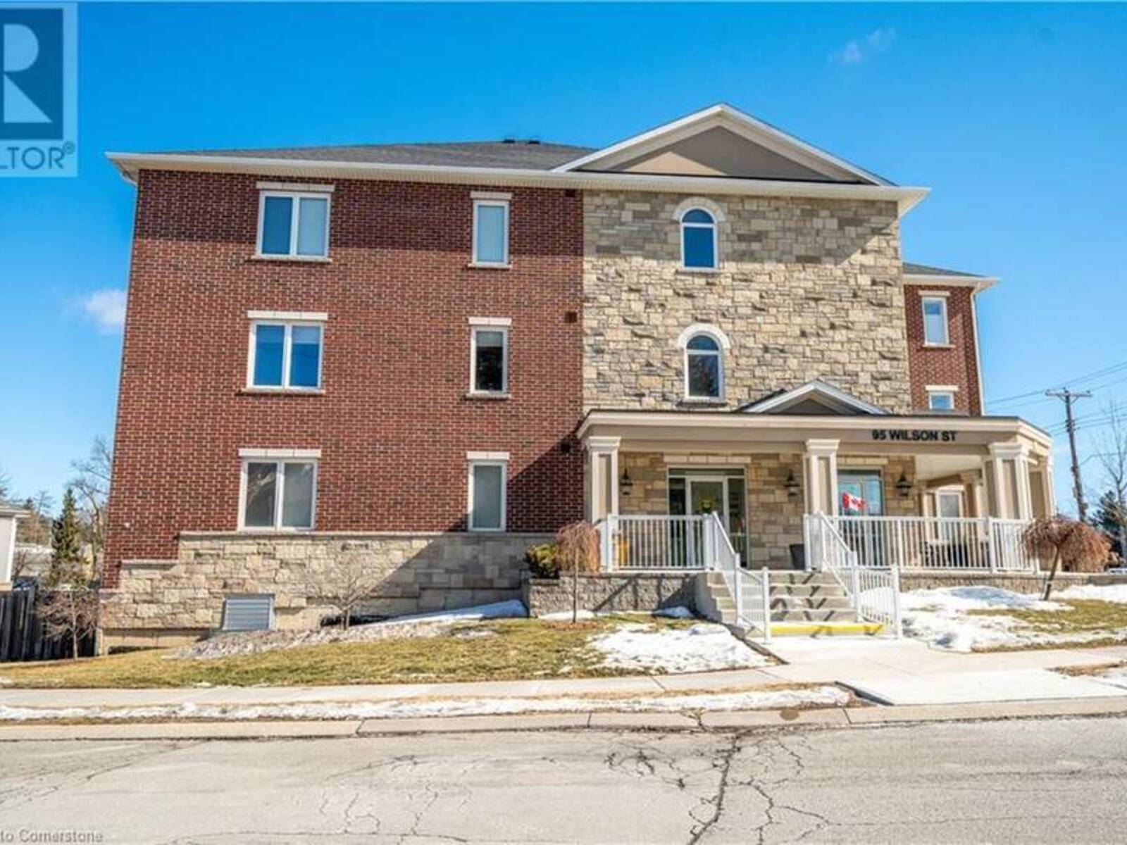 95 WILSON Street W Unit# 204, Ancaster, Ontario L9G 1N1