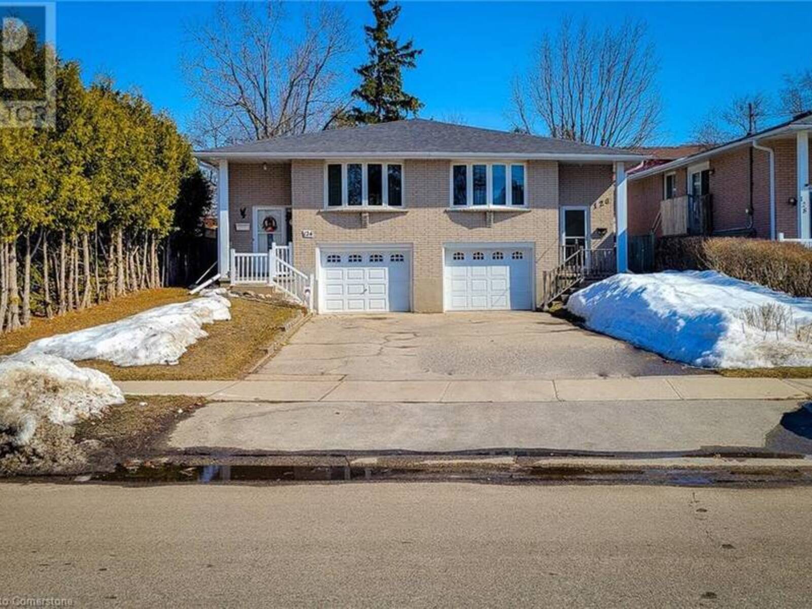 126 THALER Avenue, Kitchener, Ontario N2A 1R5