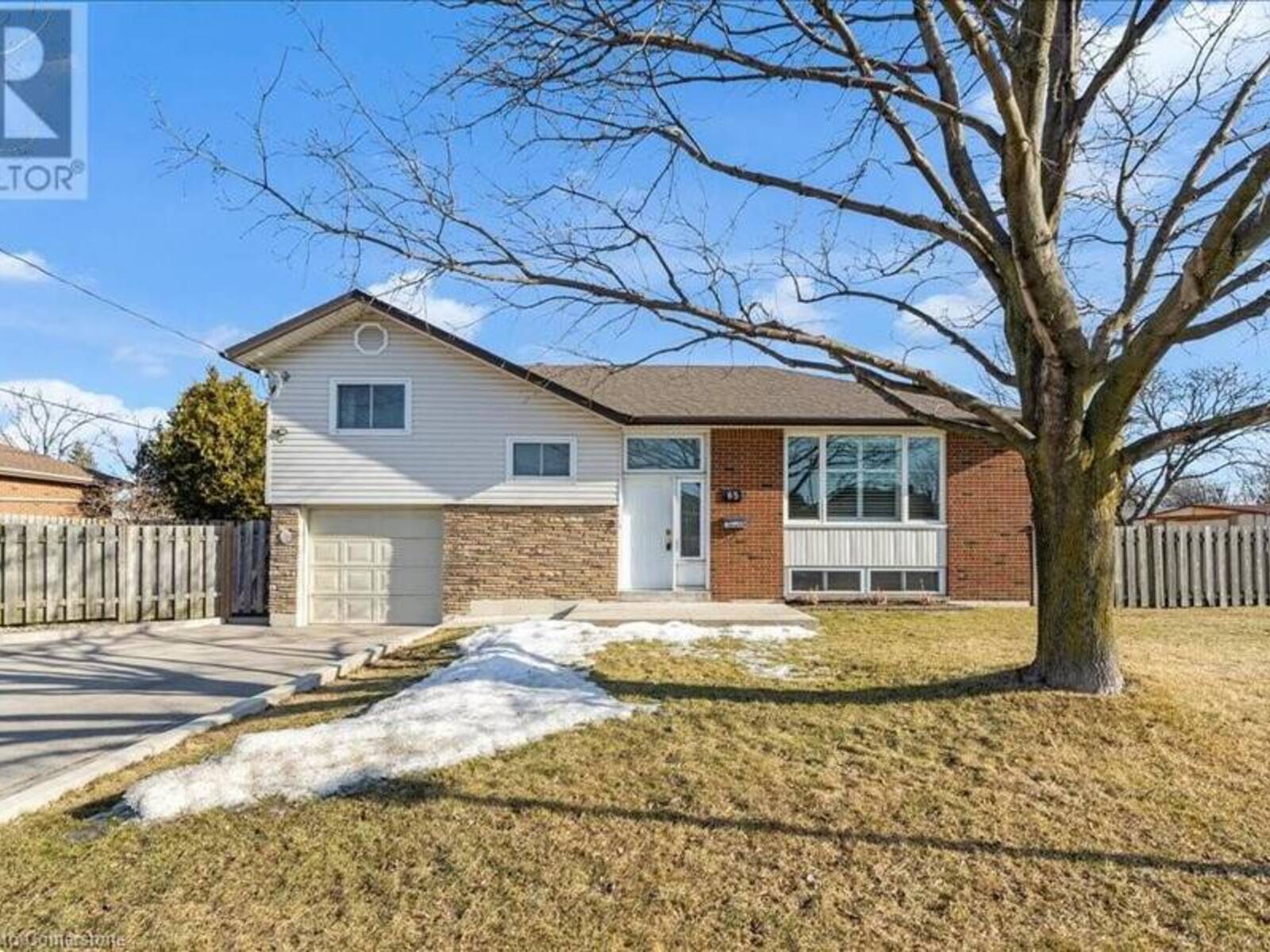 65 CAMEO Avenue, Hamilton, Ontario L8V 2H2