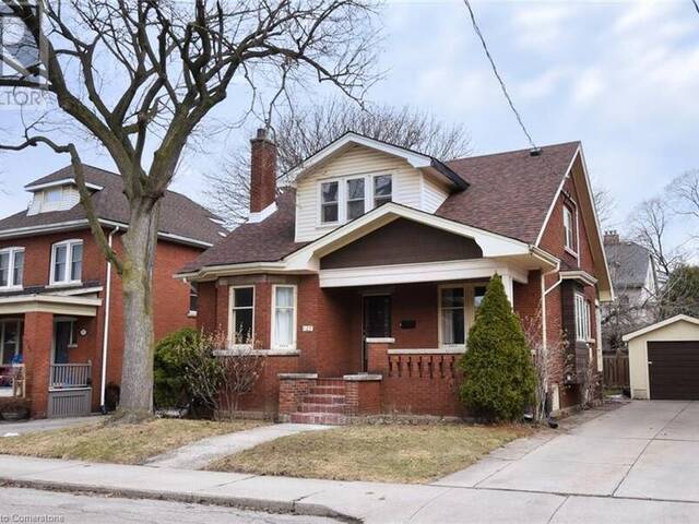 129 EASTBOURNE Avenue Hamilton Ontario, L8M 2M9 - 5 Bedrooms Home For Sale