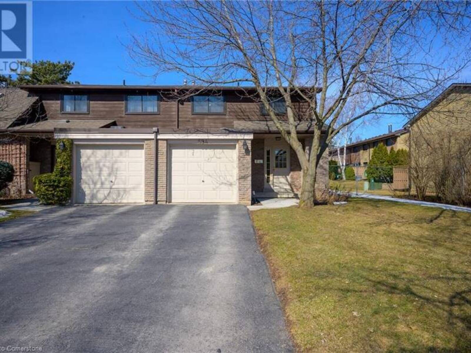 594 FORESTWOOD Crescent, Burlington, Ontario L7L 4K3