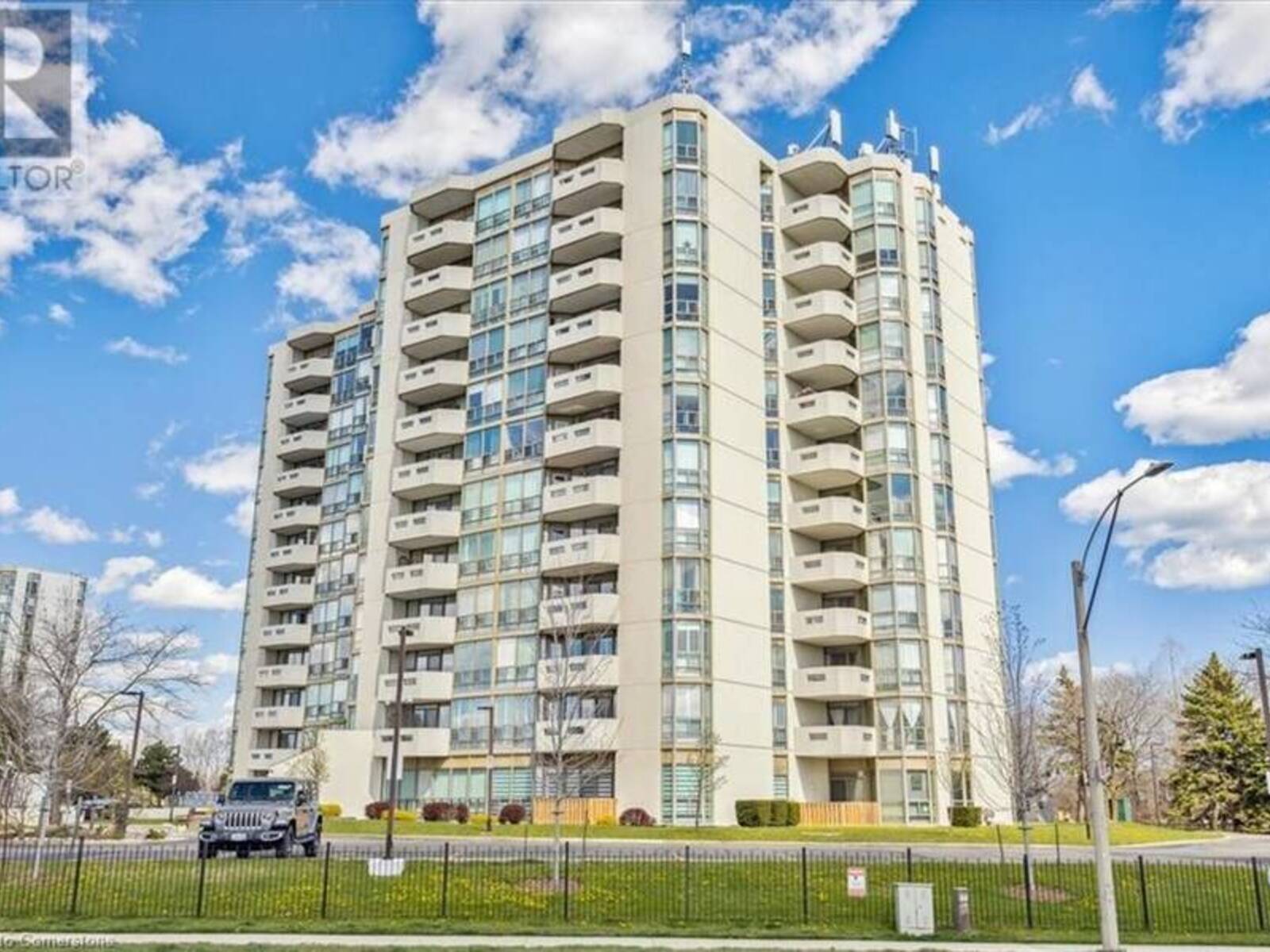 5070 PINEDALE Avenue Unit# 502, Burlington, Ontario L7L 5V6