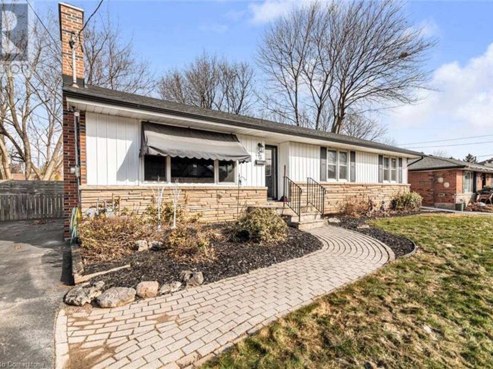 73 MILLER Drive, Ancaster, Ontario L9G 2H9