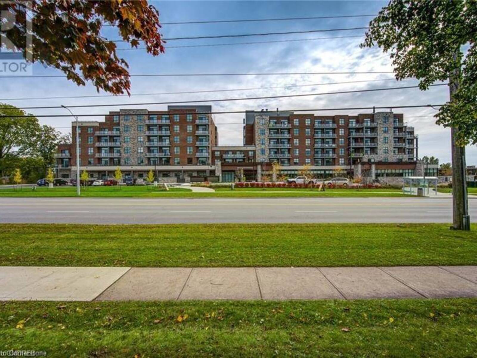 3290 NEW Street Unit# 204, Burlington, Ontario L7N 1M8