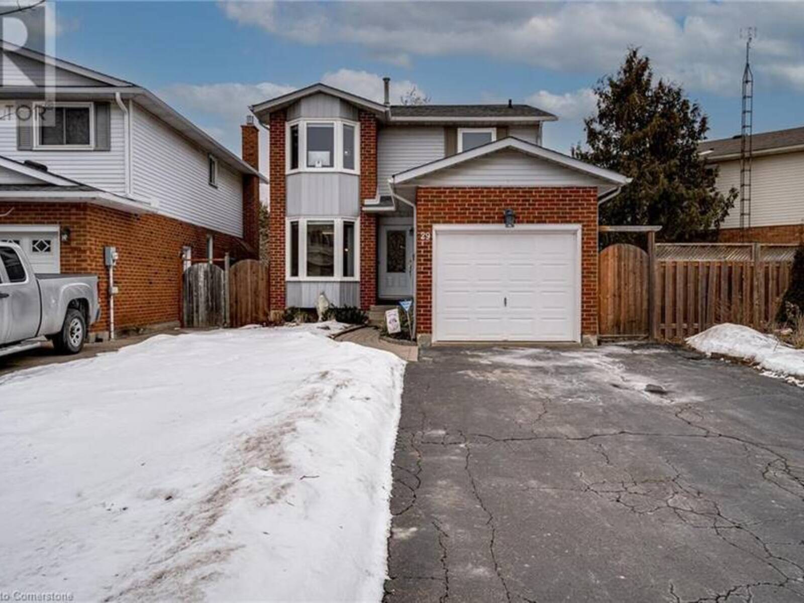 29 CAPRI Street, Thorold, Ontario L2V 4W7