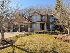 82 TERRACE Drive Grimsby Ontario, L3M 1B5