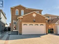 3226 VALCOURT Crescent Mississauga Ontario, L5L 5J2