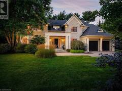 267 EASTCOURT Road Oakville Ontario, L6J 4Y5