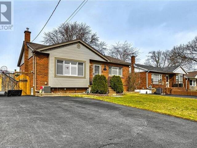 59 BROMLEY Road Hamilton Ontario, L9A 2E1 - 3 Bedrooms Home For Sale