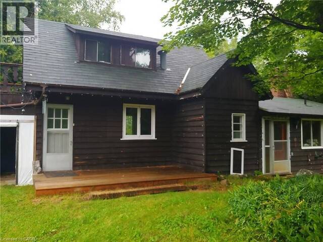 429-439 LYNX LAKE Road Huntsville Ontario, P1H 2J3 - 1 Bedroom Waterfront Home For sale