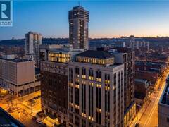 118 KING Street E Unit# LPH13 Hamilton Ontario, L8N 1A8