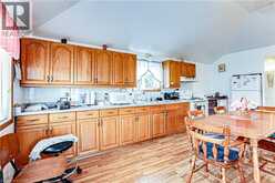 14 BASS Lane | Port Rowan Ontario | Slide Image Thirteen