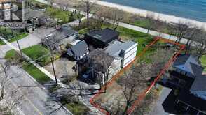 971 BEACH Boulevard | Hamilton Ontario | Slide Image Two