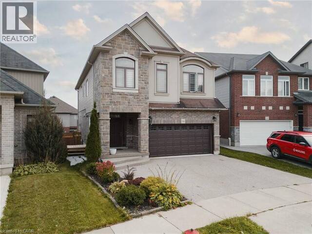 346 MOORLANDS Crescent Kitchener Ontario, N2P 0C5 - 6 Bedrooms Home For Sale