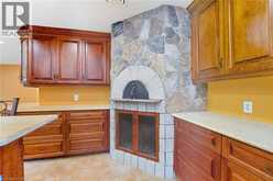 4850 HILLSIDE Drive | Beamsville Ontario | Slide Image Twelve