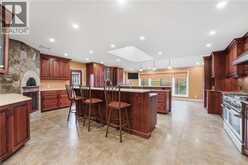 4850 HILLSIDE Drive | Beamsville Ontario | Slide Image Thirteen