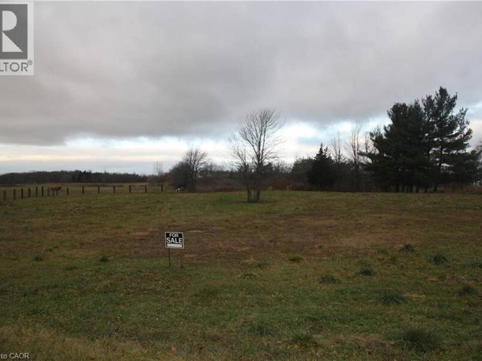 945 ROBINSON Road, Dunnville, Ontario N1A 2W1
