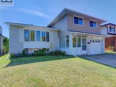1493 QUEENS Boulevard Kitchener Ontario, N2M 1E3
