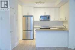 14 LYTHAM GREEN Circle Unit# 24 | Newmarket Ontario | Slide Image Ten