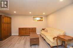 157 SILVERBIRCH Boulevard | Hamilton Ontario | Slide Image Nineteen