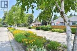157 SILVERBIRCH Boulevard | Hamilton Ontario | Slide Image Thirty-four