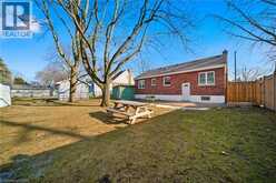 1 BRYANT Court | Hamilton Ontario | Slide Image Thirty-one