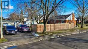 1 BRYANT Court | Hamilton Ontario | Slide Image Thirty-two