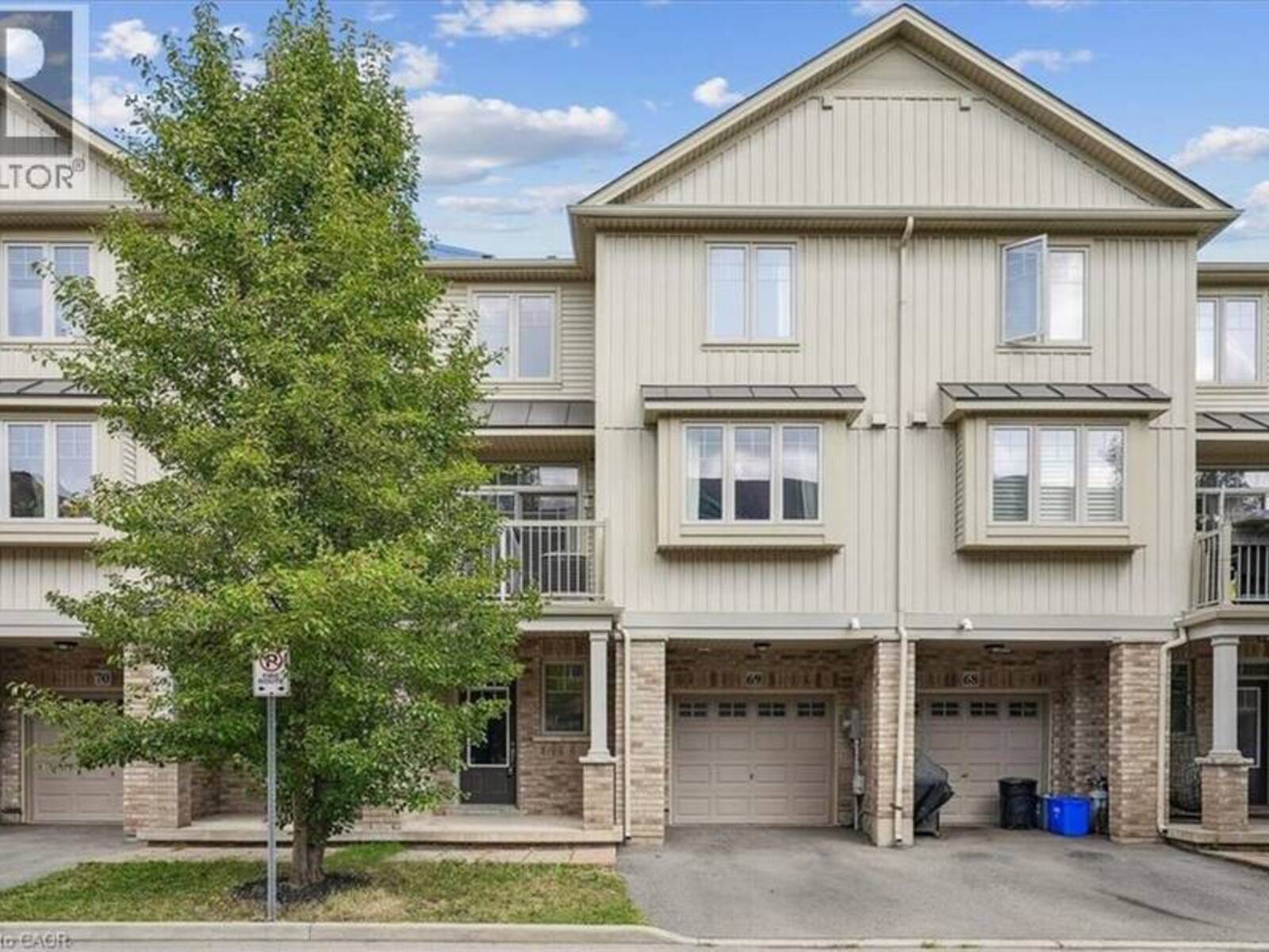 6 CHESTNUT Drive Unit# 69, Grimsby, Ontario L3M 0C4