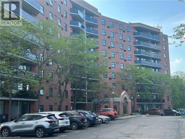 9 BONHEUR Court Unit# 808 Brantford Ontario, N3P 1Z5 - 2 Bedrooms Condo For Sale