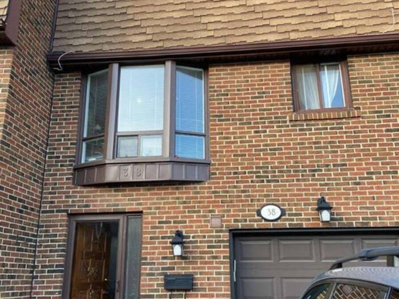 3395 CLIFF Road N Unit# 38, Mississauga, Ontario L5A 3M7